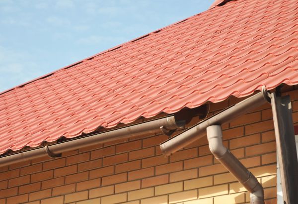 Cost of Loose Gutter Repair in Camas